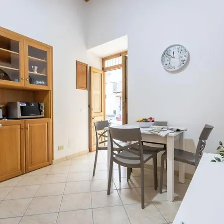 Апартаменты Belsit House Чефалу